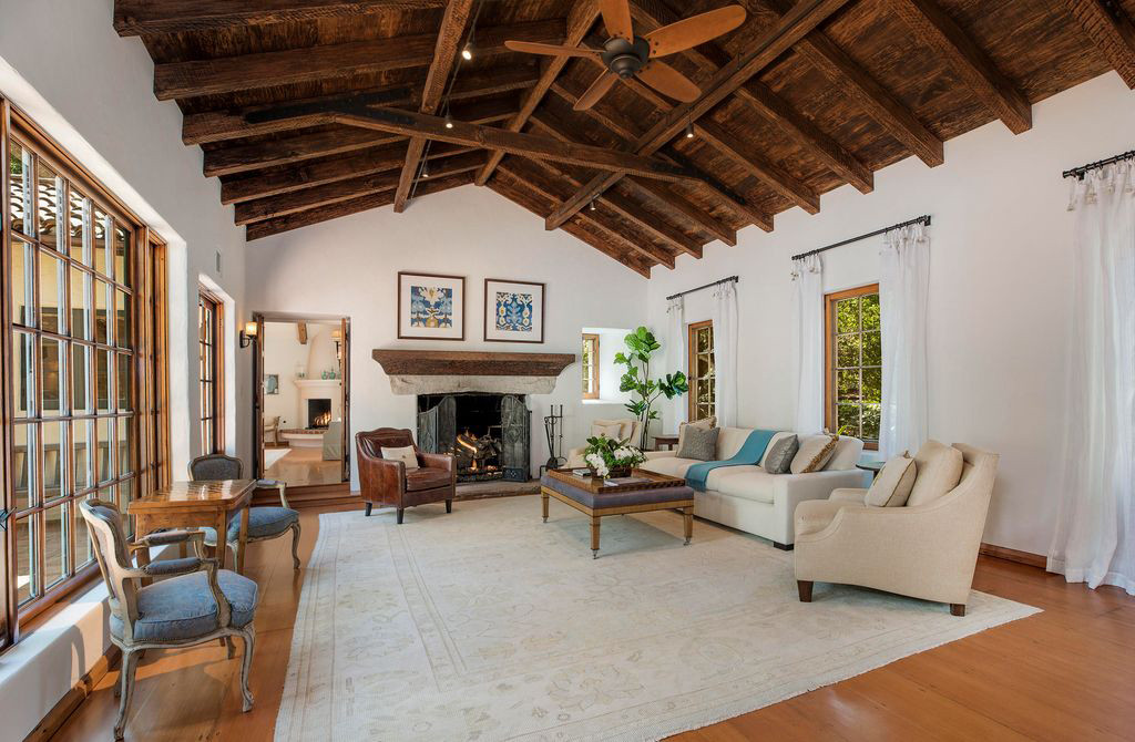 Go Inside Oprah Winfrey S 6 85 Million California Estate E Online Au